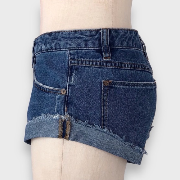 Free People Irreplaceable Cut Off Denim Shorts - Picture 2 of 6
